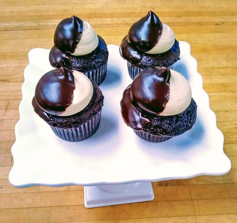 Chocolate Peanut Buttercup Cupcakes