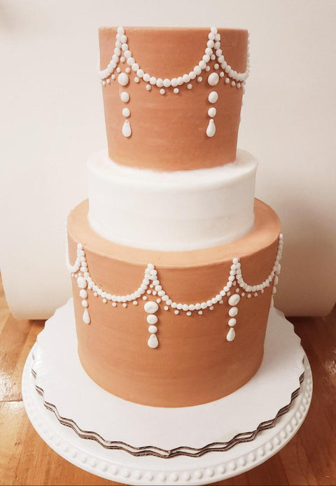 Chandelier Wedding Cake