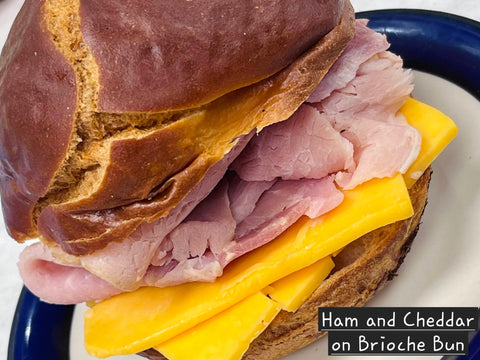 Sandwich Ham and Cheddar on Brioche