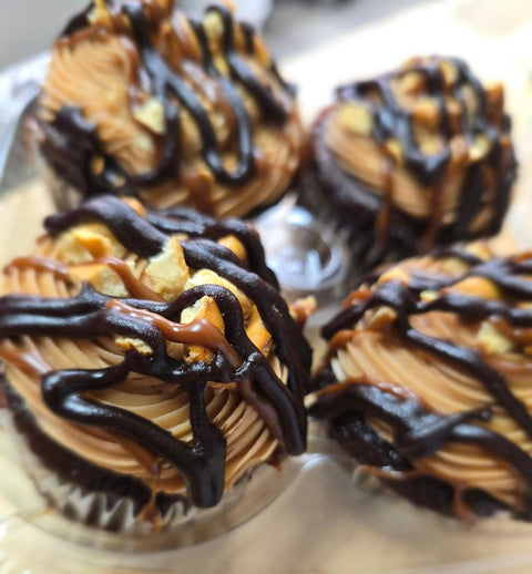 Chocolate Caramel Pretzel Crunch Cupcakes